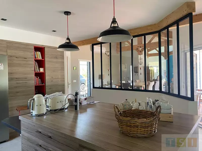 Maison, 228 m²