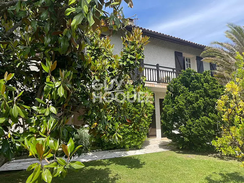 Maison, 193 m²