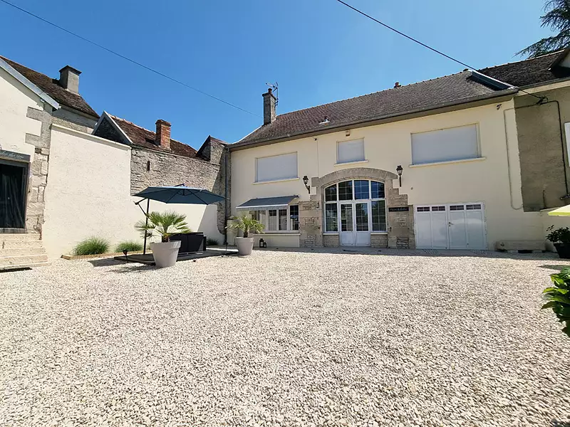 Maison, 190 m²