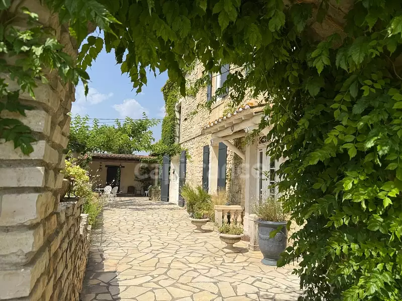 Maison, 329 m²