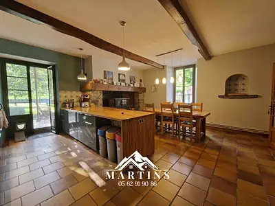 Maison, 261 m²