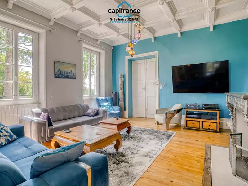 Maison, 210 m²