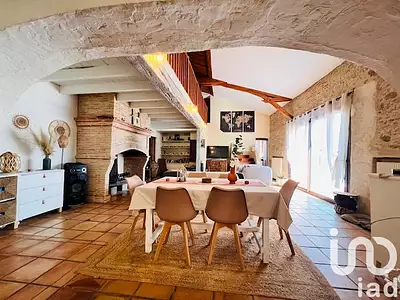 Maison, 200 m²