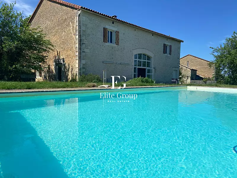 Maison, 524 m²