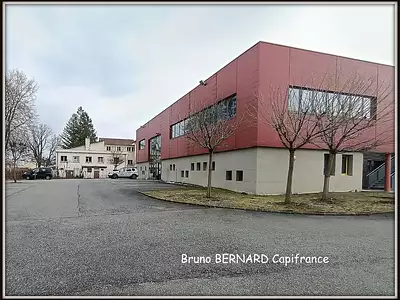 Immeuble, 900 m²