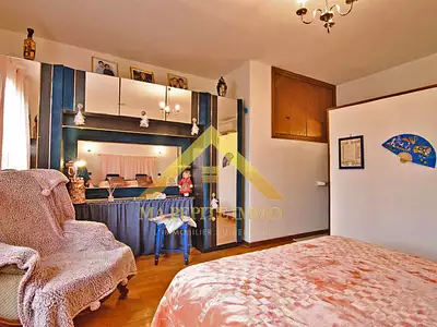 Maison, 226 m²