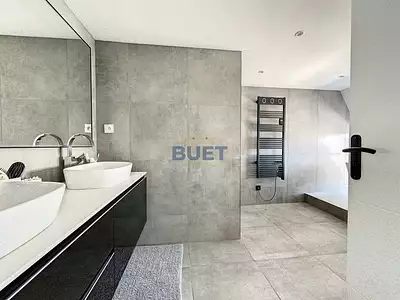 Appartement, 165,11 m²