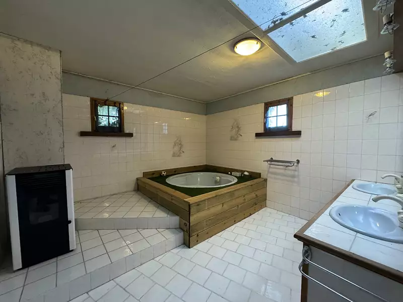 Maison, 197 m²