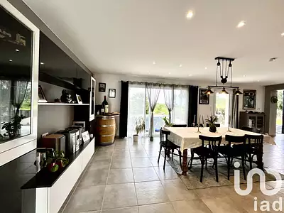 Maison, 148 m²