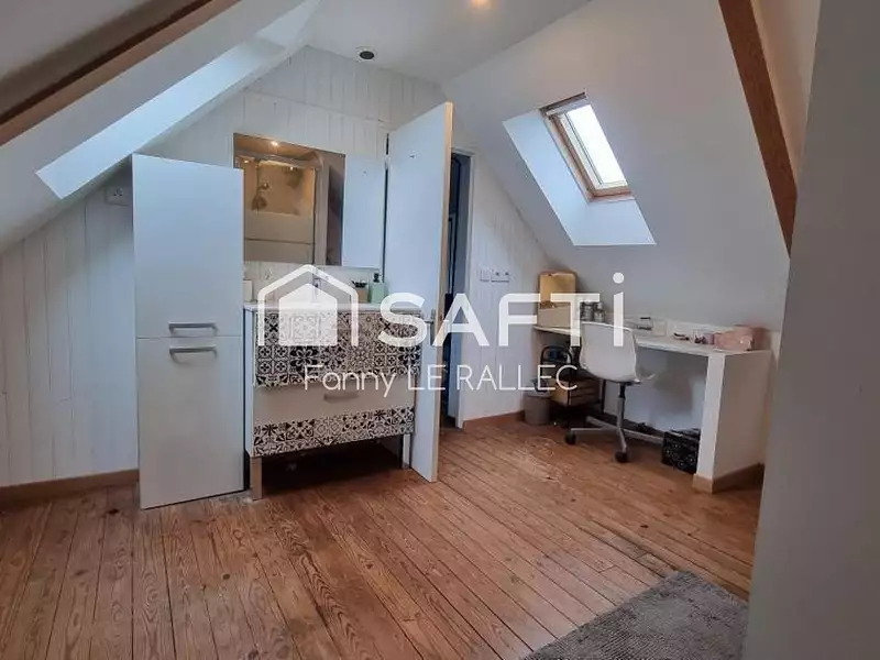 Maison, 163 m²