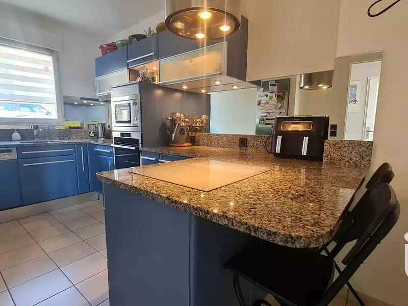 Maison, 102 m²