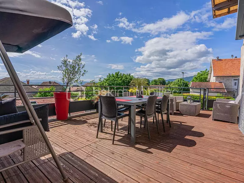 Maison, 167 m²