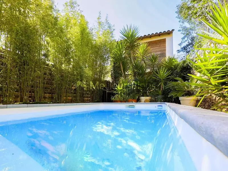 Maison, 190 m²