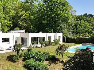 Maison, 320 m²