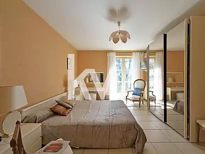 Maison, 285 m²