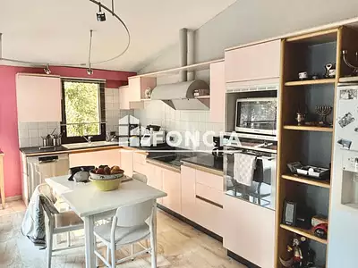 Maison, 170 m²