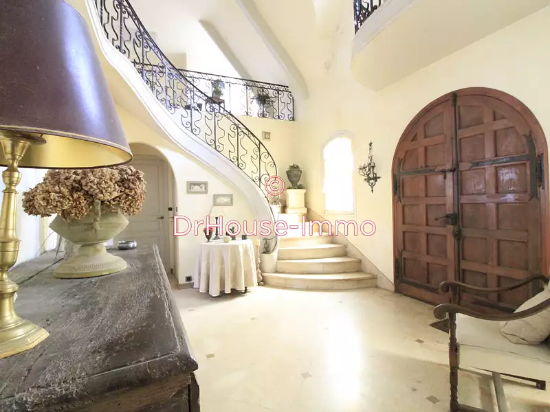 Maison, 320 m²