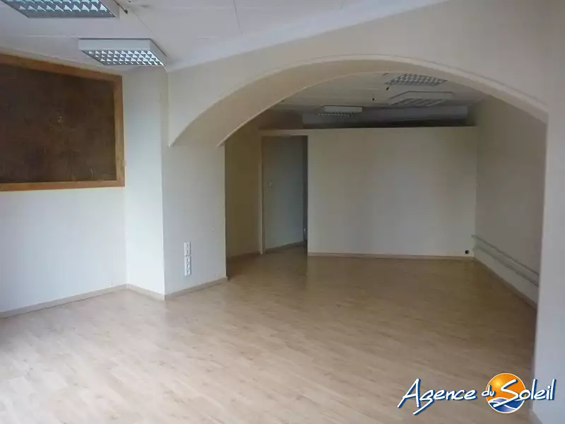 Divers, 50 m²