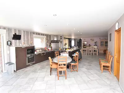 Maison, 216 m²