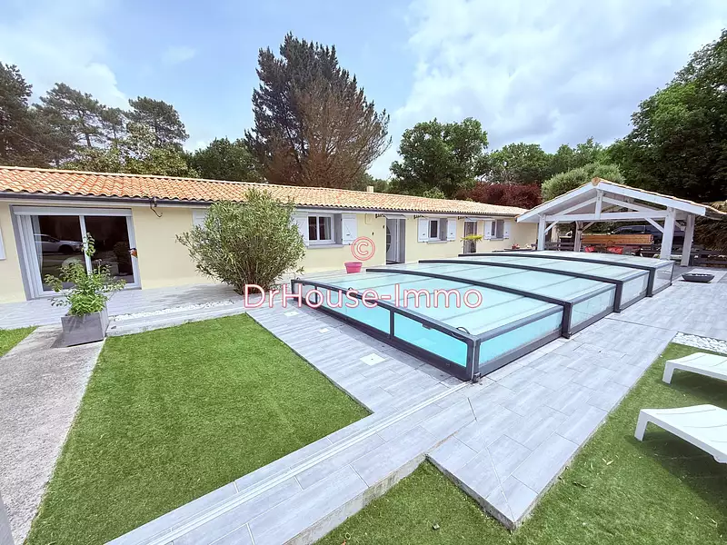 Maison, 180 m²