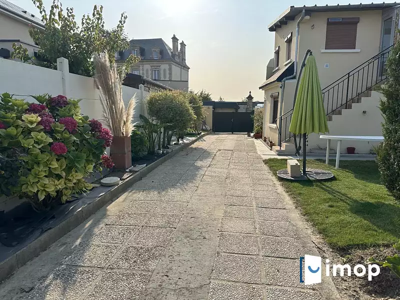 Maison, 110 m²