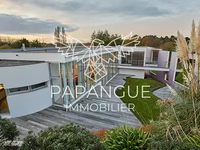 Maison, 248 m²