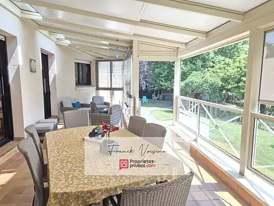 Maison, 156 m²