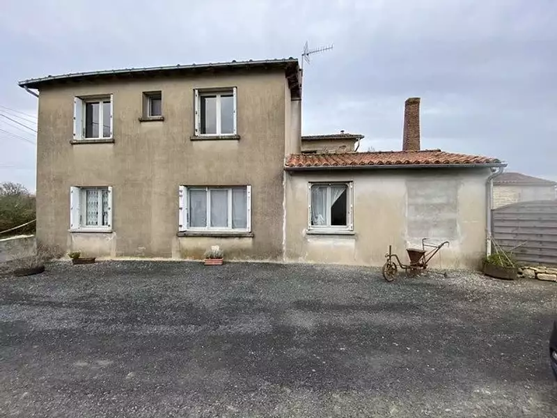 Maison, 180 m²