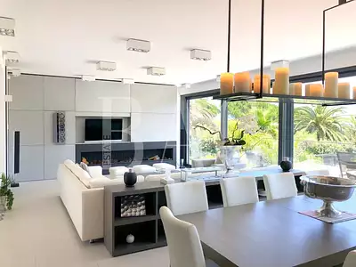Maison, 250 m²