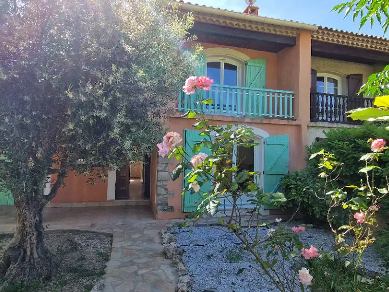 Maison, 111 m²