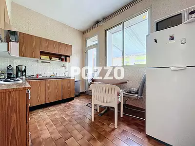 Maison, 230 m²