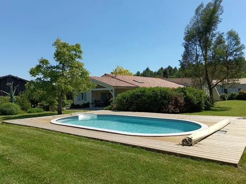 Maison, 220 m²