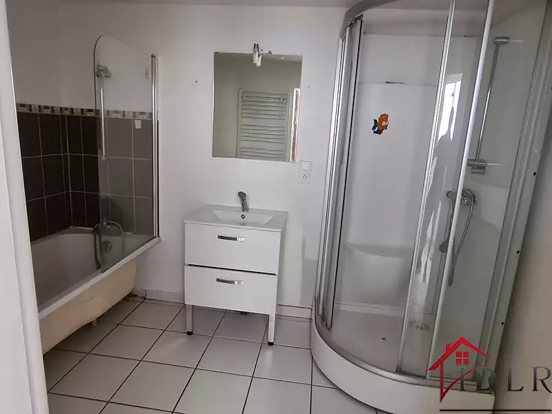 Divers, 314 m²
