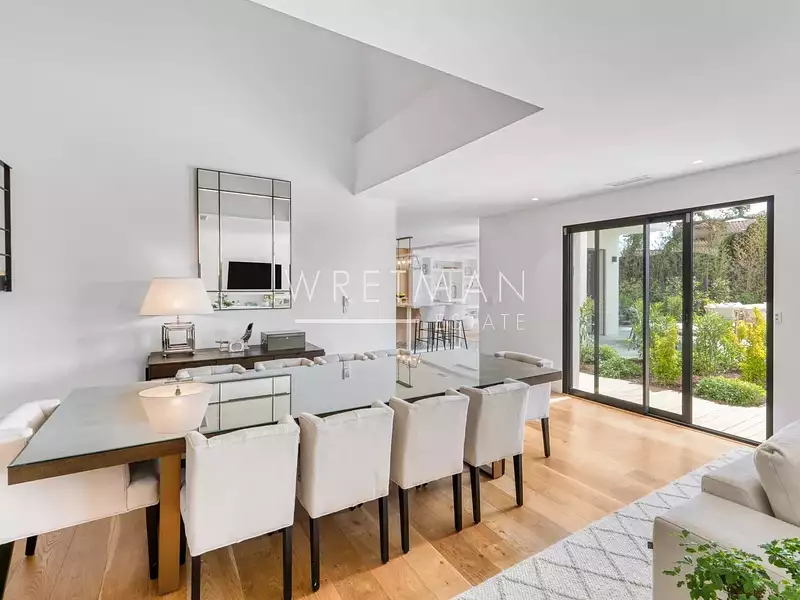 Maison, 222 m²