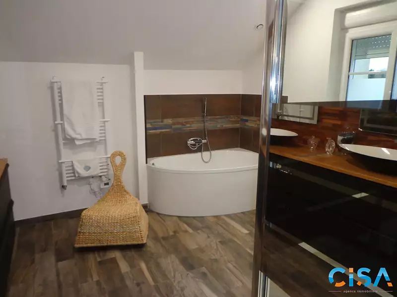 Maison, 162 m²
