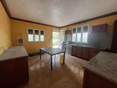 Maison, 200 m²