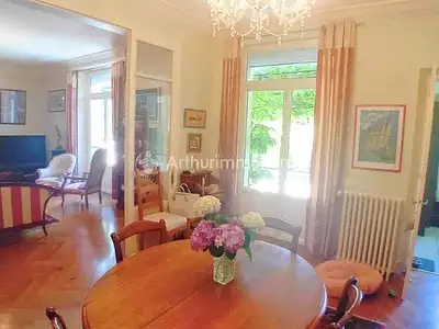 Maison, 202 m²