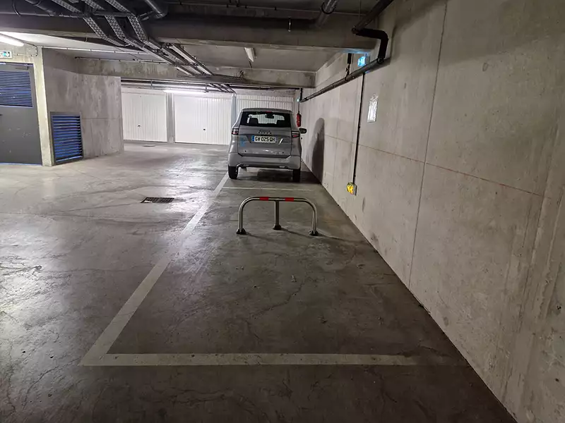 Parking, 15 m²