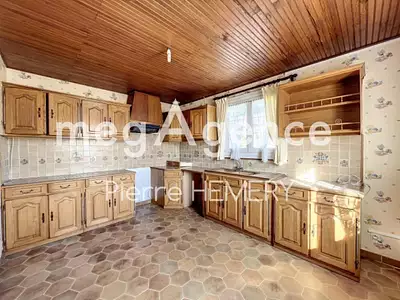 Maison, 182 m²