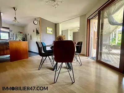 Maison, 250 m²
