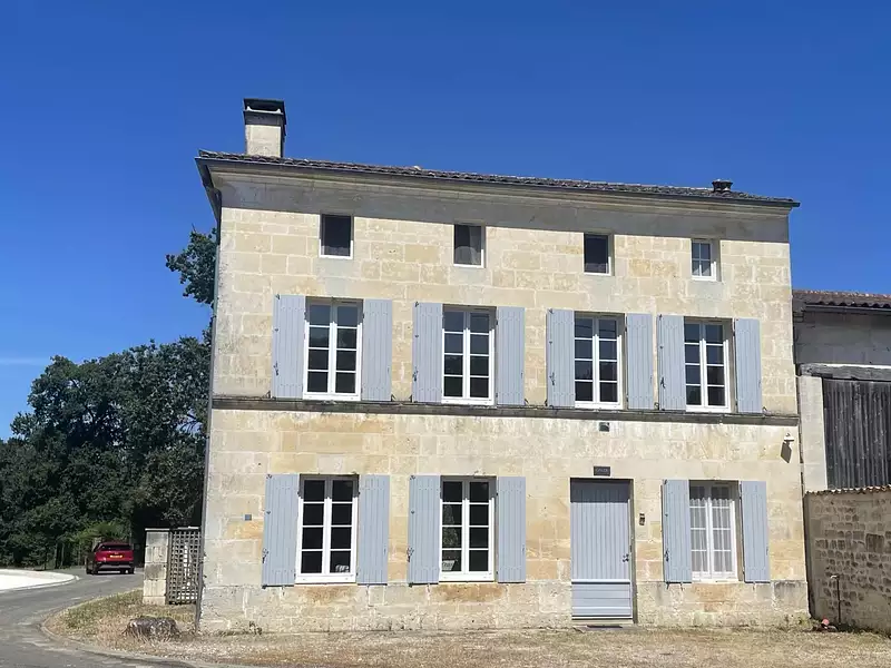 Maison, 148 m²