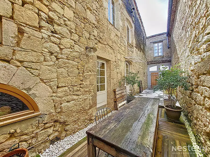 Maison, 227 m²