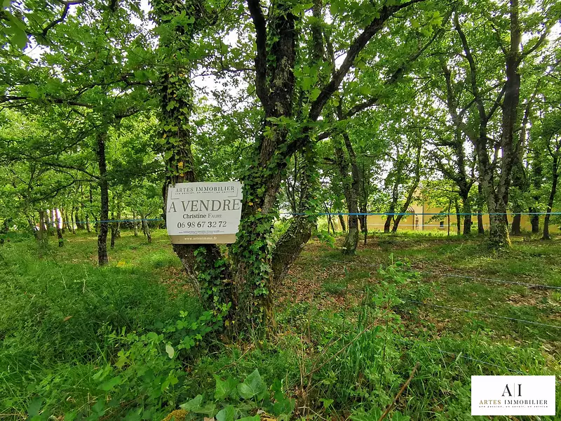 Terrain, 720 m²