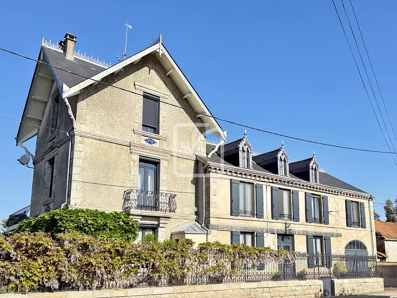 Maison, 310 m²