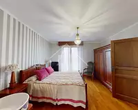 Maison, 176 m²
