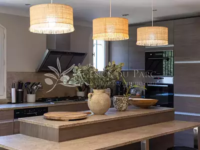 Maison, 250 m²