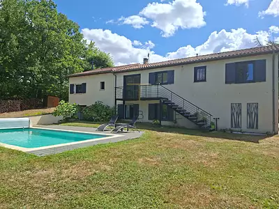 Maison, 245 m²