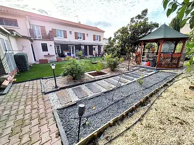 Maison, 234 m²