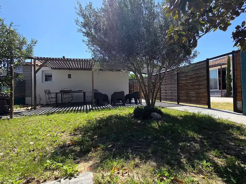 Maison, 240 m²