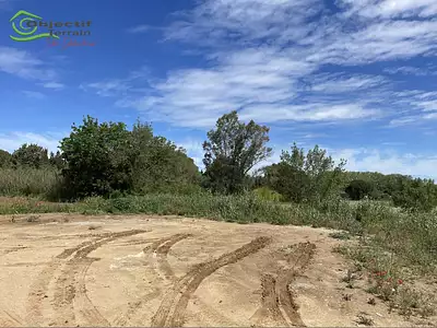 Terrain, 757 m²